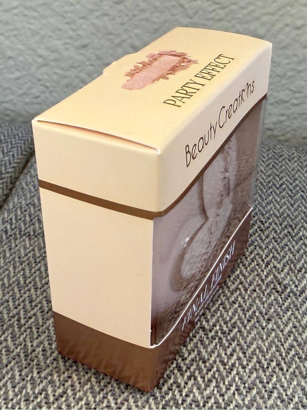 Beauty Creations Final Finish Baked Highlighter — Party Effect - Picture 7 of 12